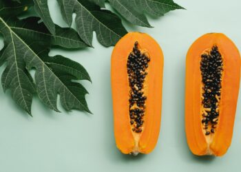 Health Benefits of Eating Papaya on an Empty Stomach