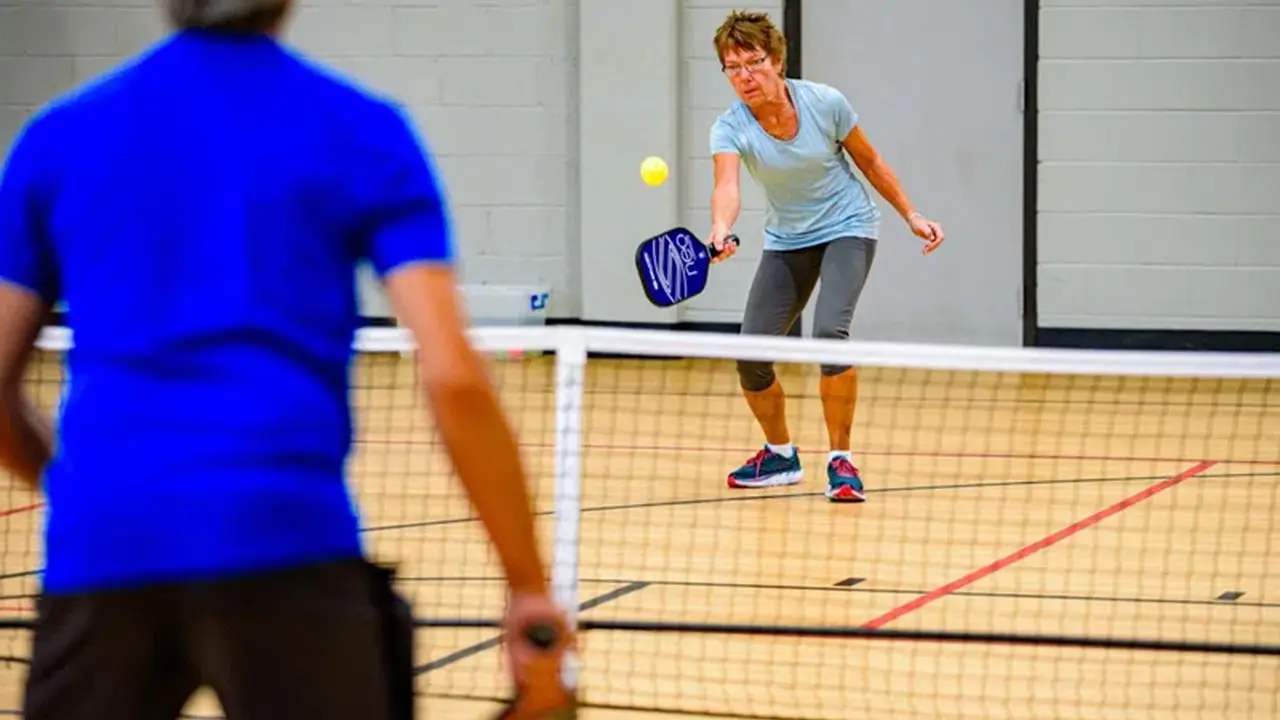 oldage playing Pickleball