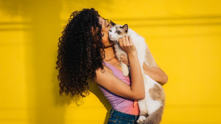 Health Risks Of Kissing Pets