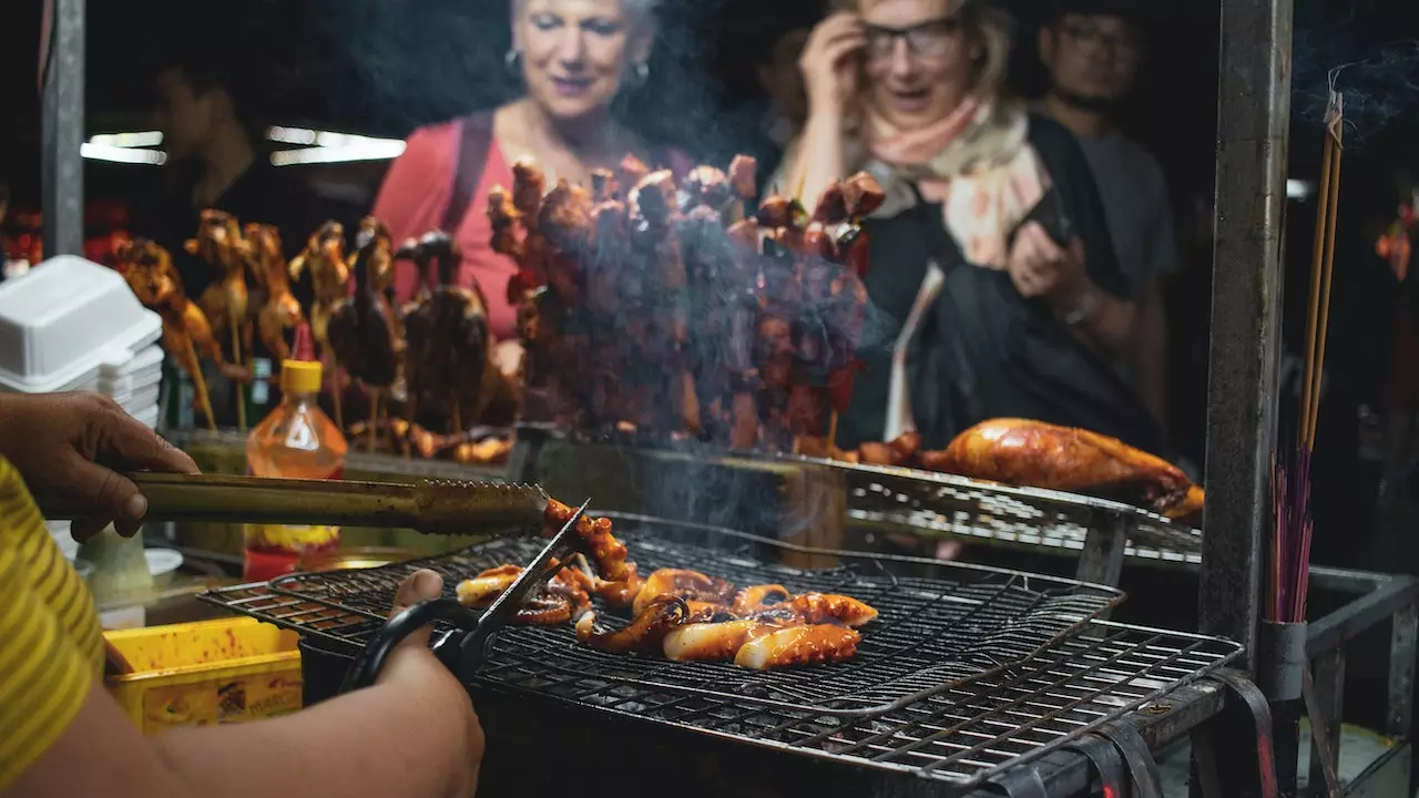 Dangers of Street Food in Monsoon