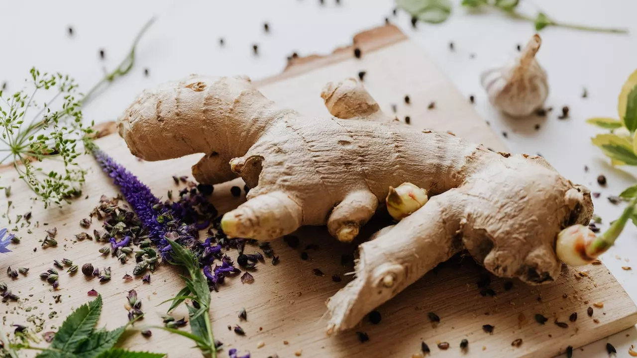Ginger - Supporting Digestion and Combating Common Monsoon Ailments