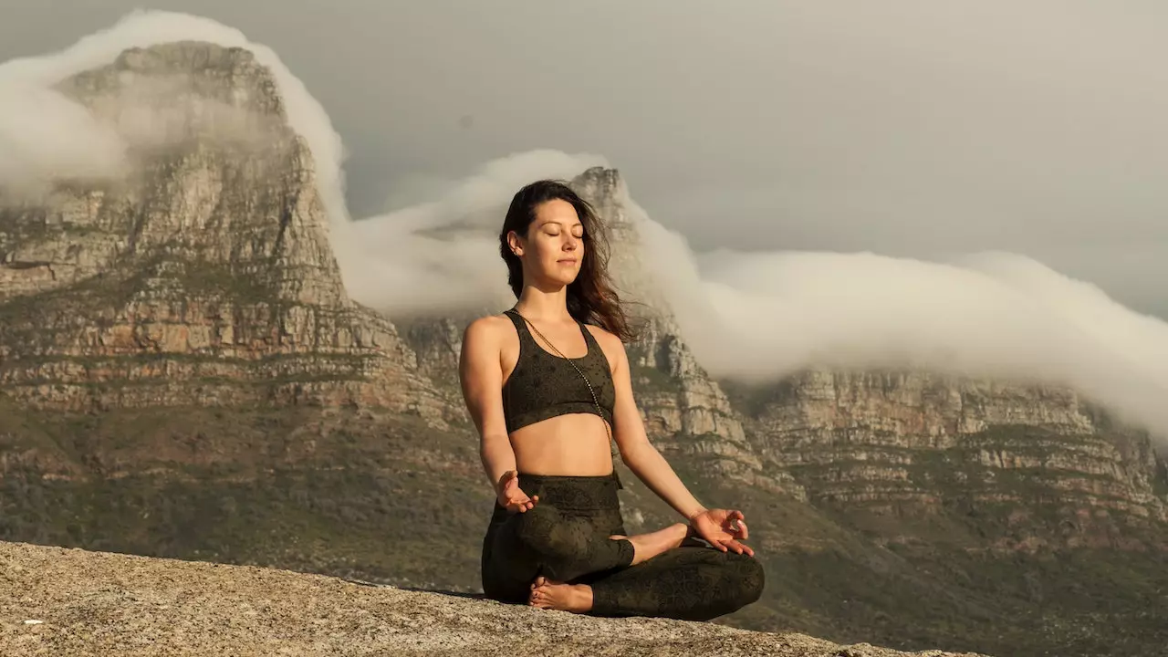 7 Benefits of Morning Meditation