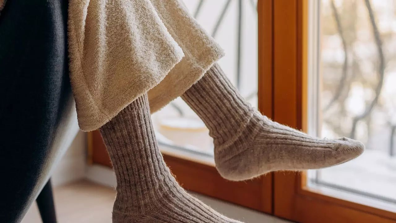 keep feet warm in winter indoors