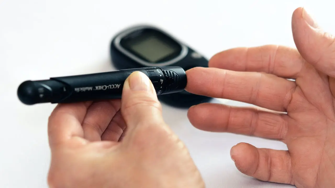 manage blood sugar spikes