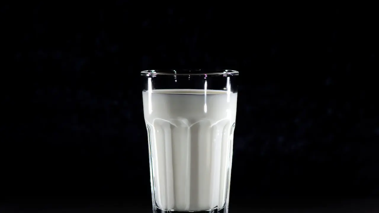 best time to drink milk to lose weight