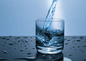 signs of not drinking enough water