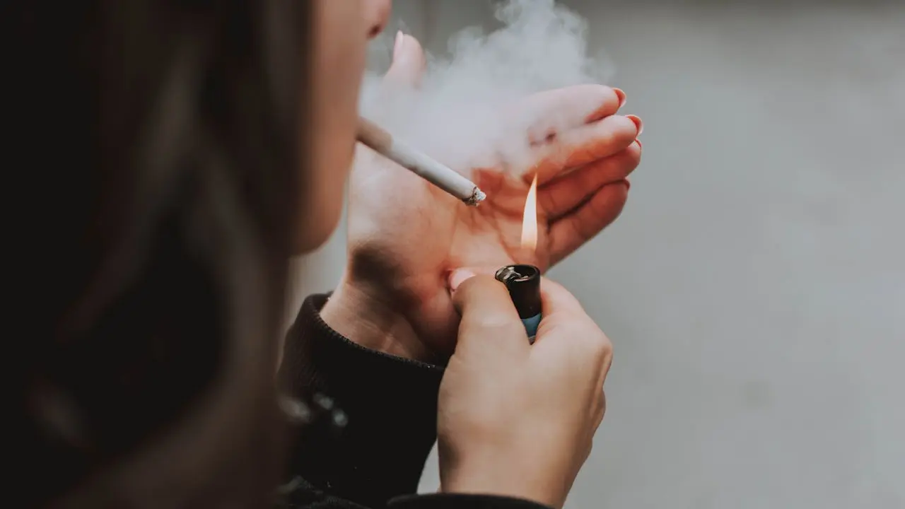 Sturdy Lifestyle Foods to Stop Smoking 1 1