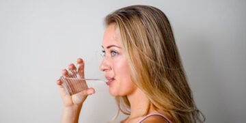 is it good to drink salt water in the morning